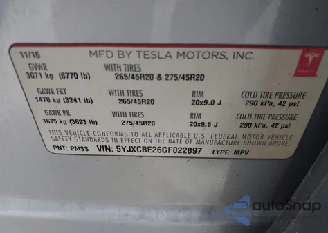 2016 Tesla Model X 60D/70D/75D/90D/P100D z USA, uszkodzony, nr VIN 5YJXCBE26GF022897